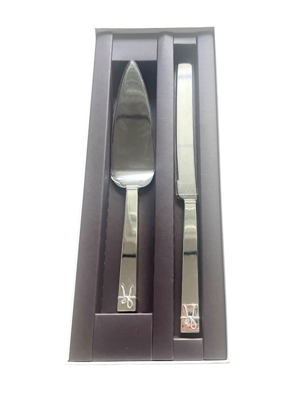 Vera Wang Wedgwood Love Knots Cake Knife & Server Set Silver Plated Wedding NWT - Picture 2 of 12